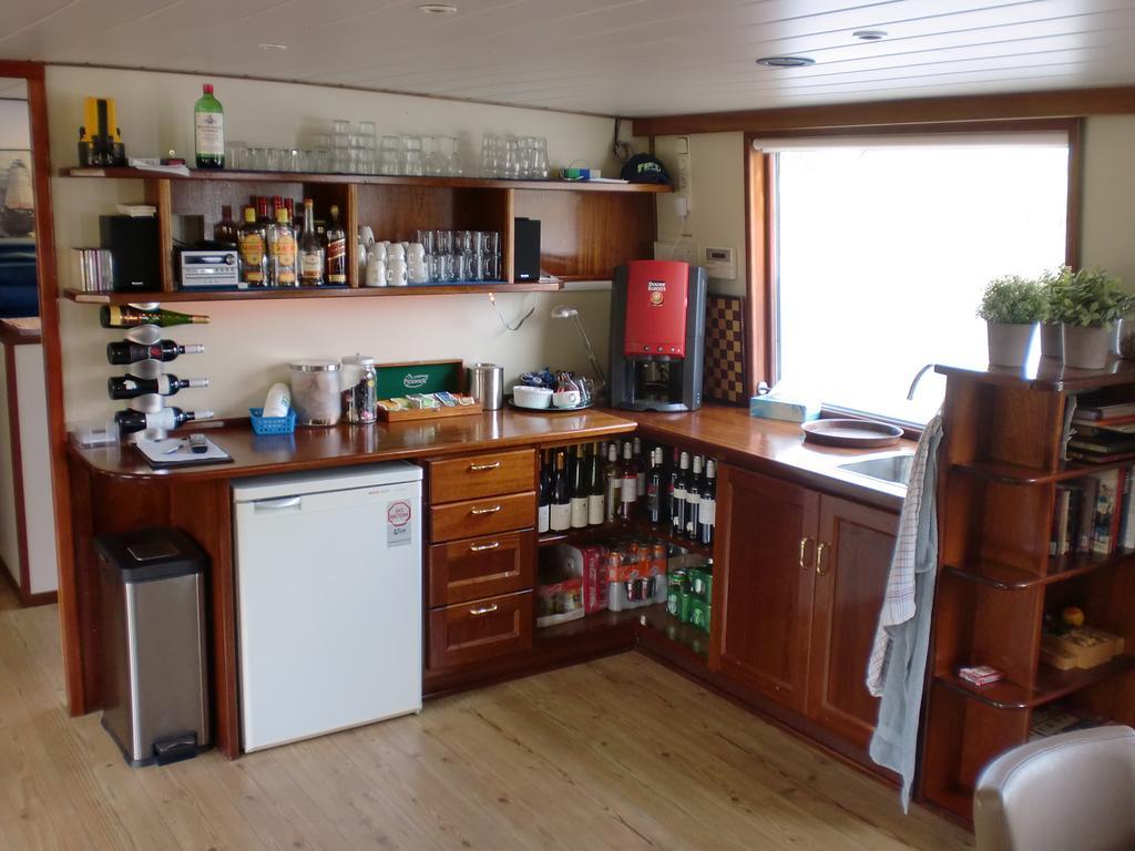 Hotelboat Fiep Amsterdam Exterior foto